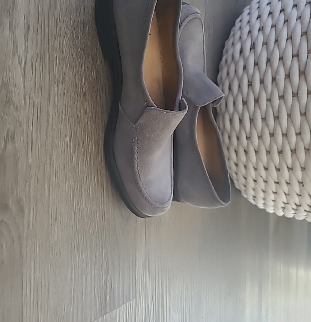Hush Puppies Women’s Light Gray Suede Slip-On Loafers Size Us9 - Picture 3 of 4